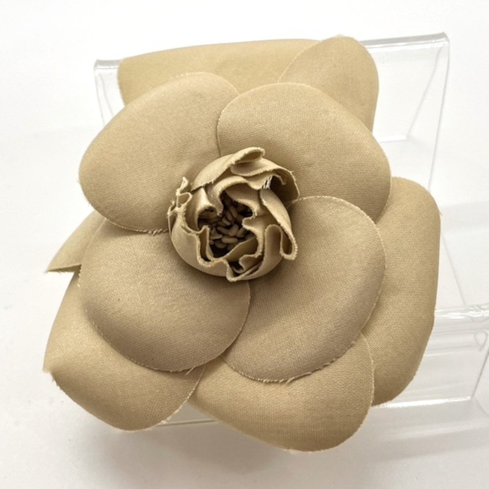 Authentic CHANEL Vintage Camel/Khaki Camellia Brooch/Pin